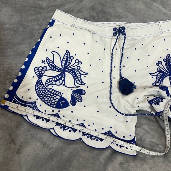 Artisanal Embroidered Shorts - Picture 4 of 6